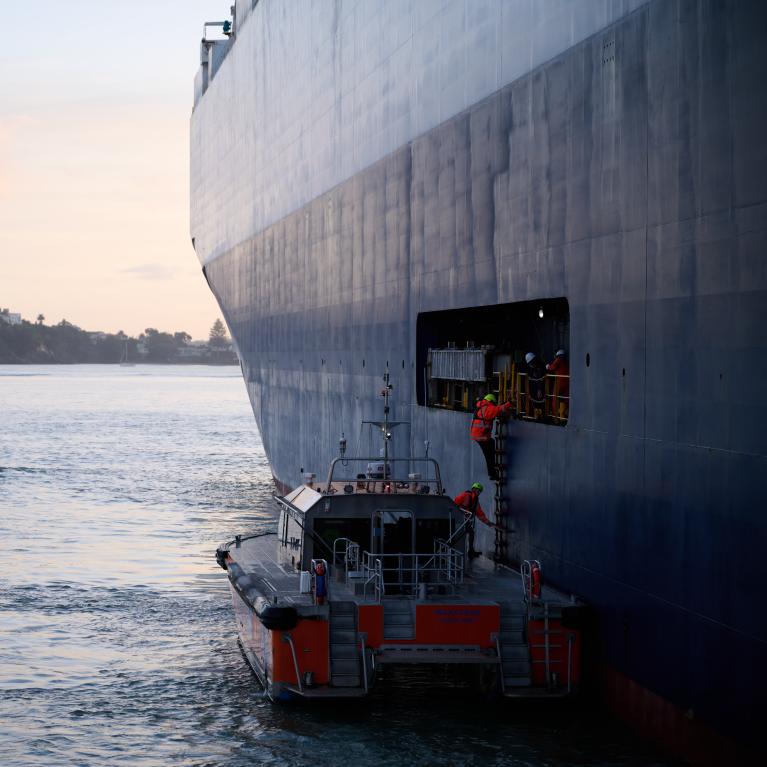 Pilot boat