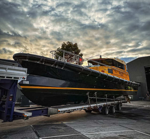 A Hart Marine pilot boat example